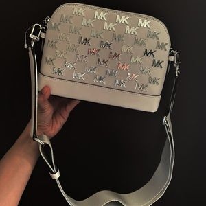 Michael Kors logo bag